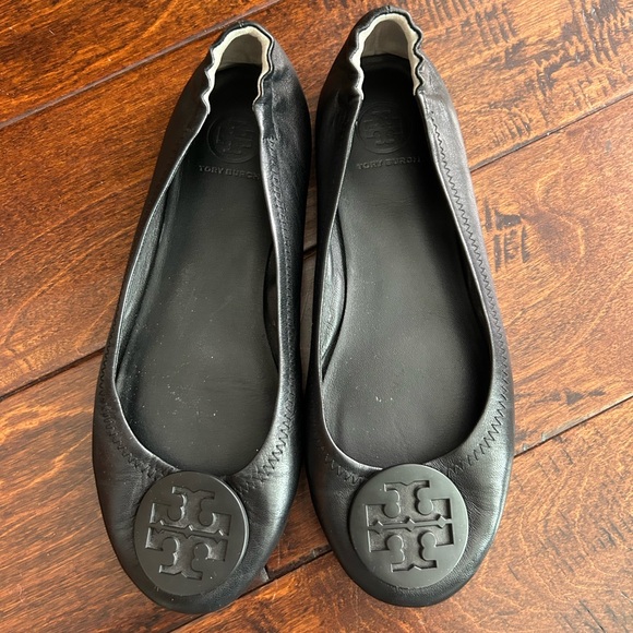 Tory Burch Shoes - Tory Burch Logo Minnie Travel Ballet Flat Matte Black- size 8